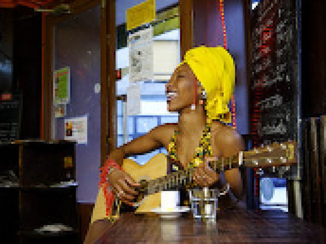 12864_fatoumata_diawara_300x200_1469538004.jpg