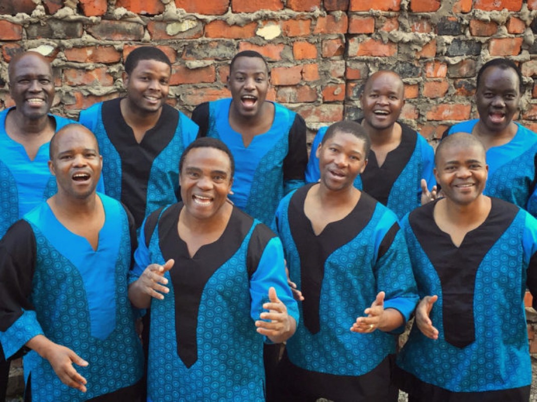 1811.11-Ladysmith_BlackMambazo-3-688x515.jpg