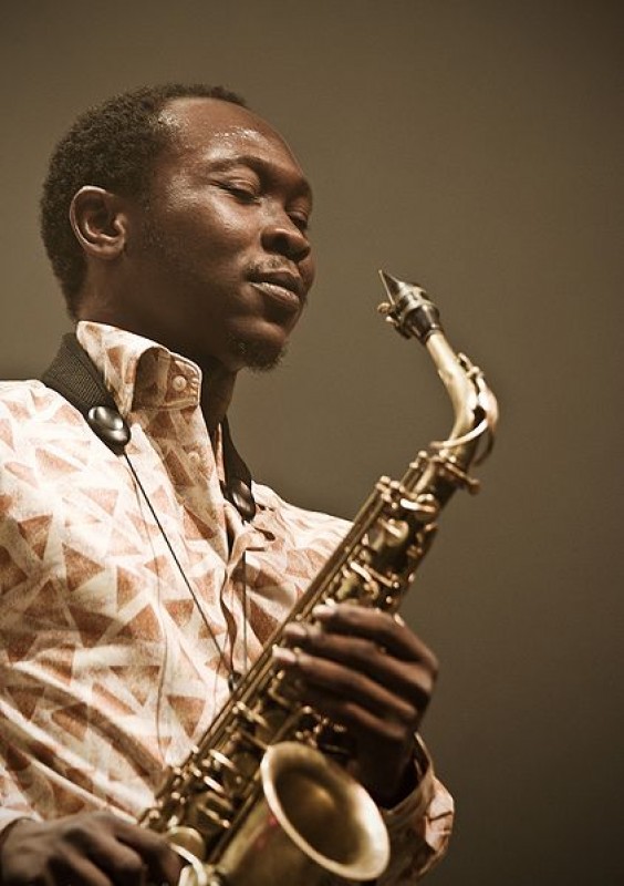 422px-Seun_kuti.jpg