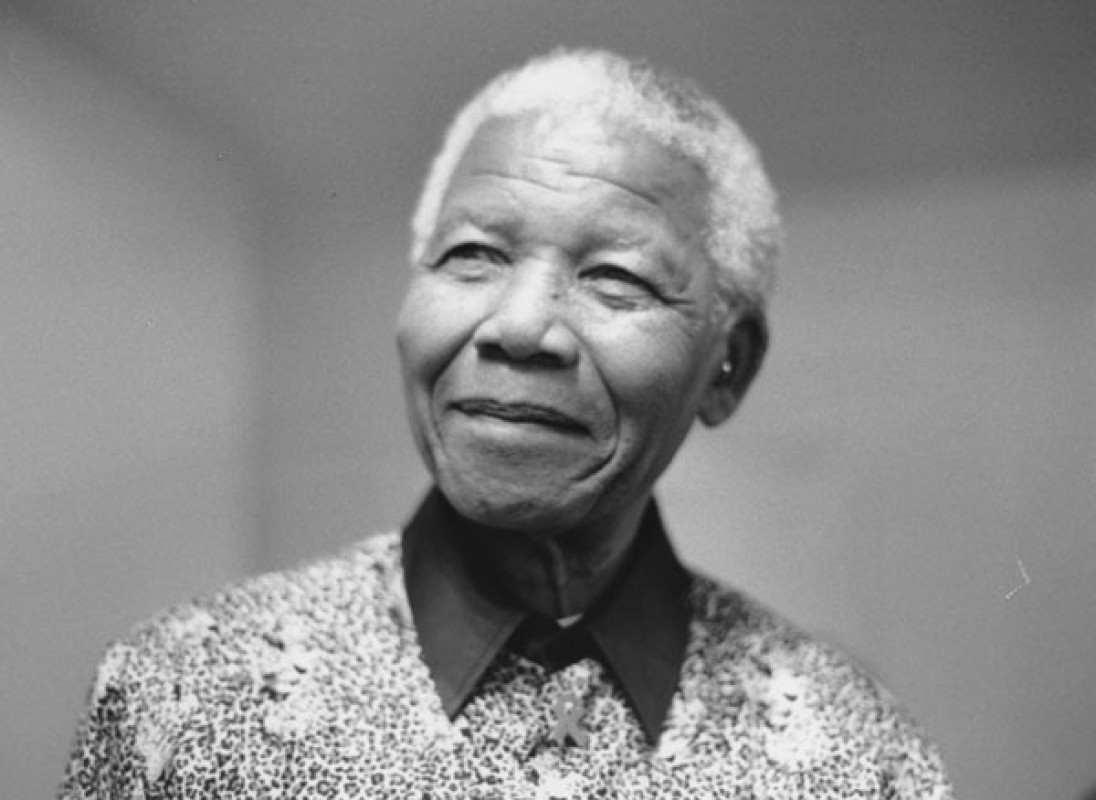 Nelson_Mandela,_2000_(5).jpg