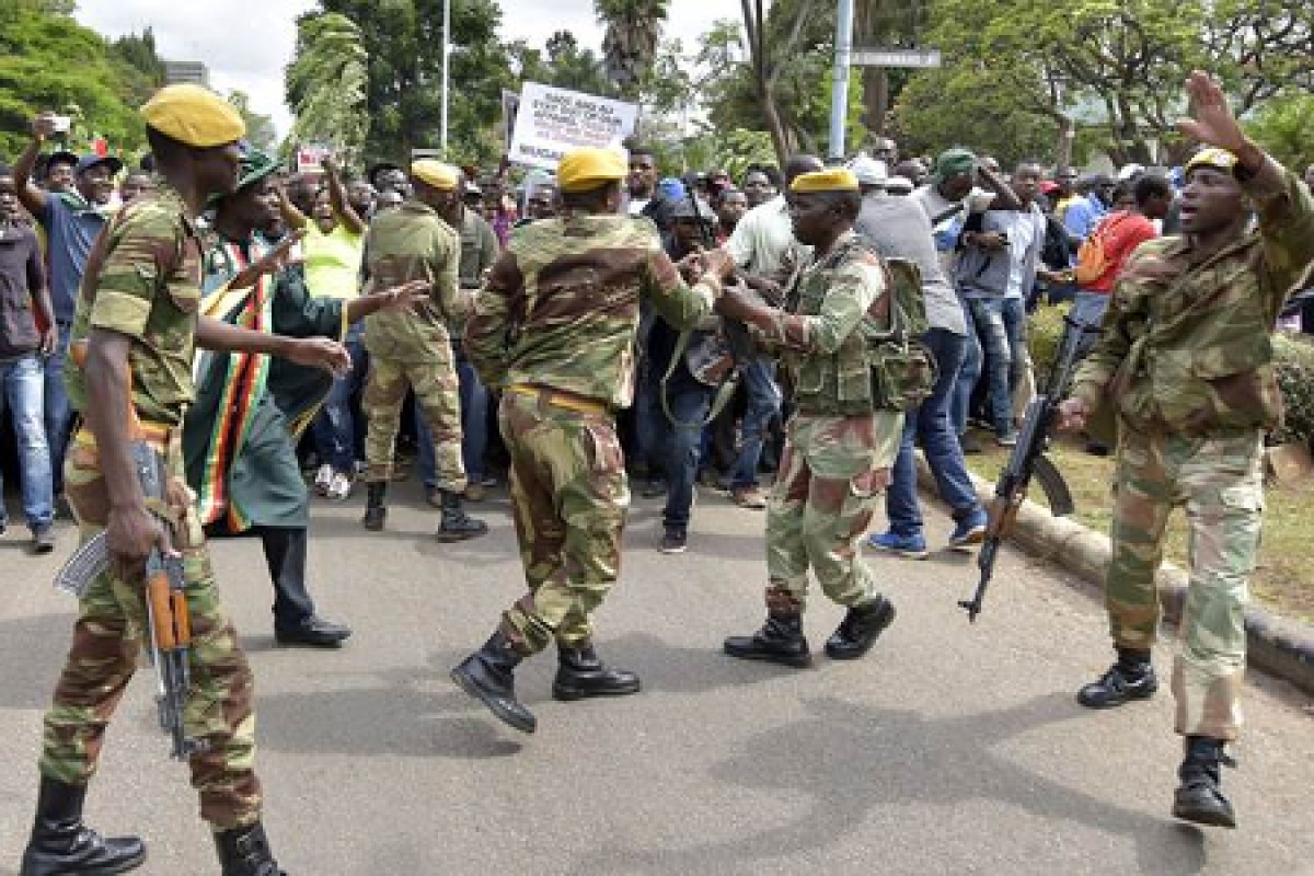 zimbabwe-protesters-ap-759.jpg