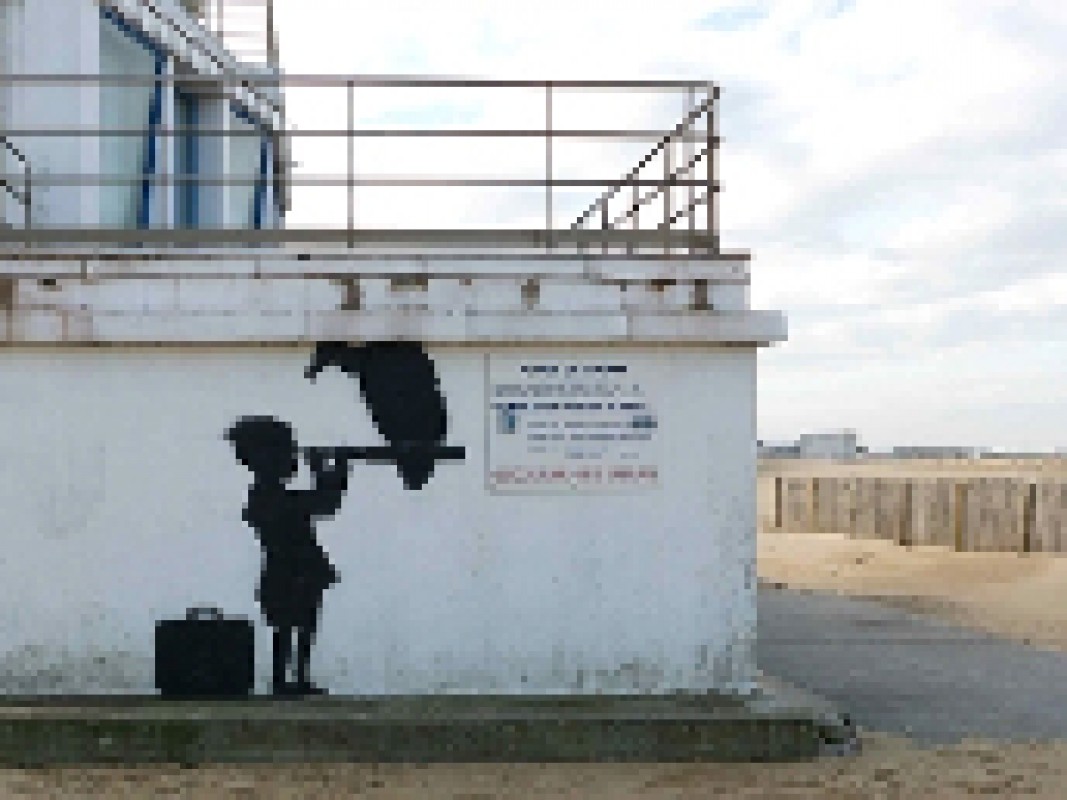 banksy-calais_1_1478619329.jpg