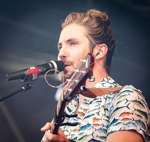 Jeremy_Loops_(173604).jpg